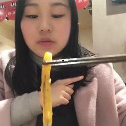 表妹吃瓜贵州视频,表妹吃瓜视频带你领略地道风味