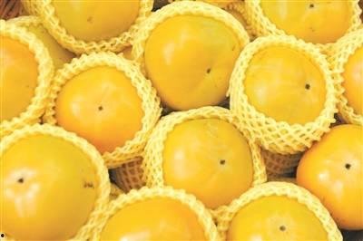 柿子哈密瓜一起吃吗,柿子与哈密瓜同食的注意事项及搭配建议